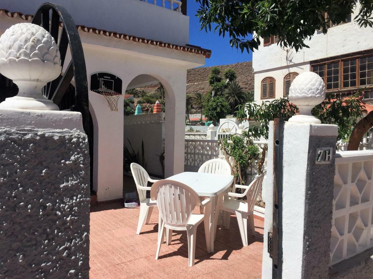 La Palmera1 Casa Al Primer Piso Con 2 Dormitorios - Two Bedroom House On The First Floor --- La Palmera 2 Casa En Planta Baja Con 1 Dormitorio, One Bedroom House On The Ground Floor 阿格特 外观 照片