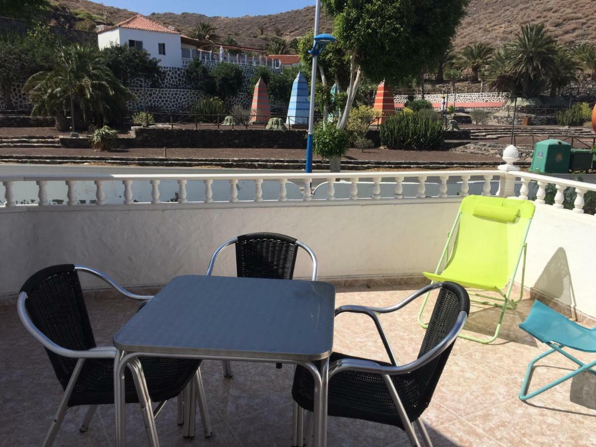 La Palmera1 Casa Al Primer Piso Con 2 Dormitorios - Two Bedroom House On The First Floor --- La Palmera 2 Casa En Planta Baja Con 1 Dormitorio, One Bedroom House On The Ground Floor 阿格特 外观 照片