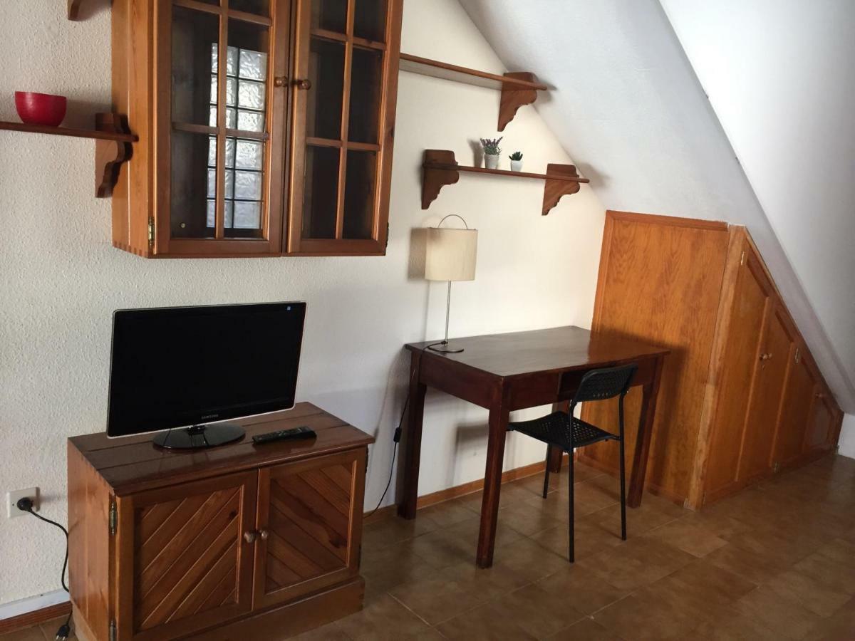 La Palmera1 Casa Al Primer Piso Con 2 Dormitorios - Two Bedroom House On The First Floor --- La Palmera 2 Casa En Planta Baja Con 1 Dormitorio, One Bedroom House On The Ground Floor 阿格特 外观 照片