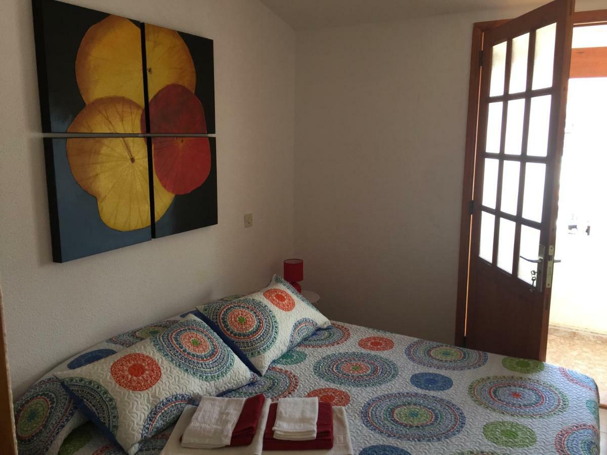La Palmera1 Casa Al Primer Piso Con 2 Dormitorios - Two Bedroom House On The First Floor --- La Palmera 2 Casa En Planta Baja Con 1 Dormitorio, One Bedroom House On The Ground Floor 阿格特 外观 照片